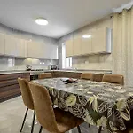 Cosy 3Br Home With Backyard In Central Of Gzira By 360 Estates