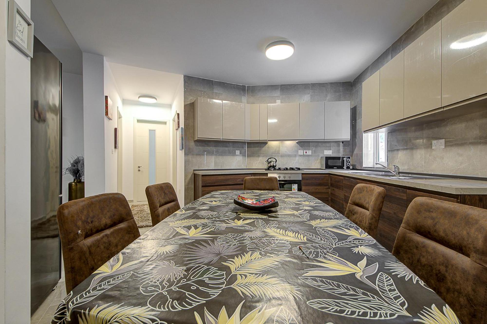 Cosy 3br With Backyard In Of By 360 Estates Apartment *