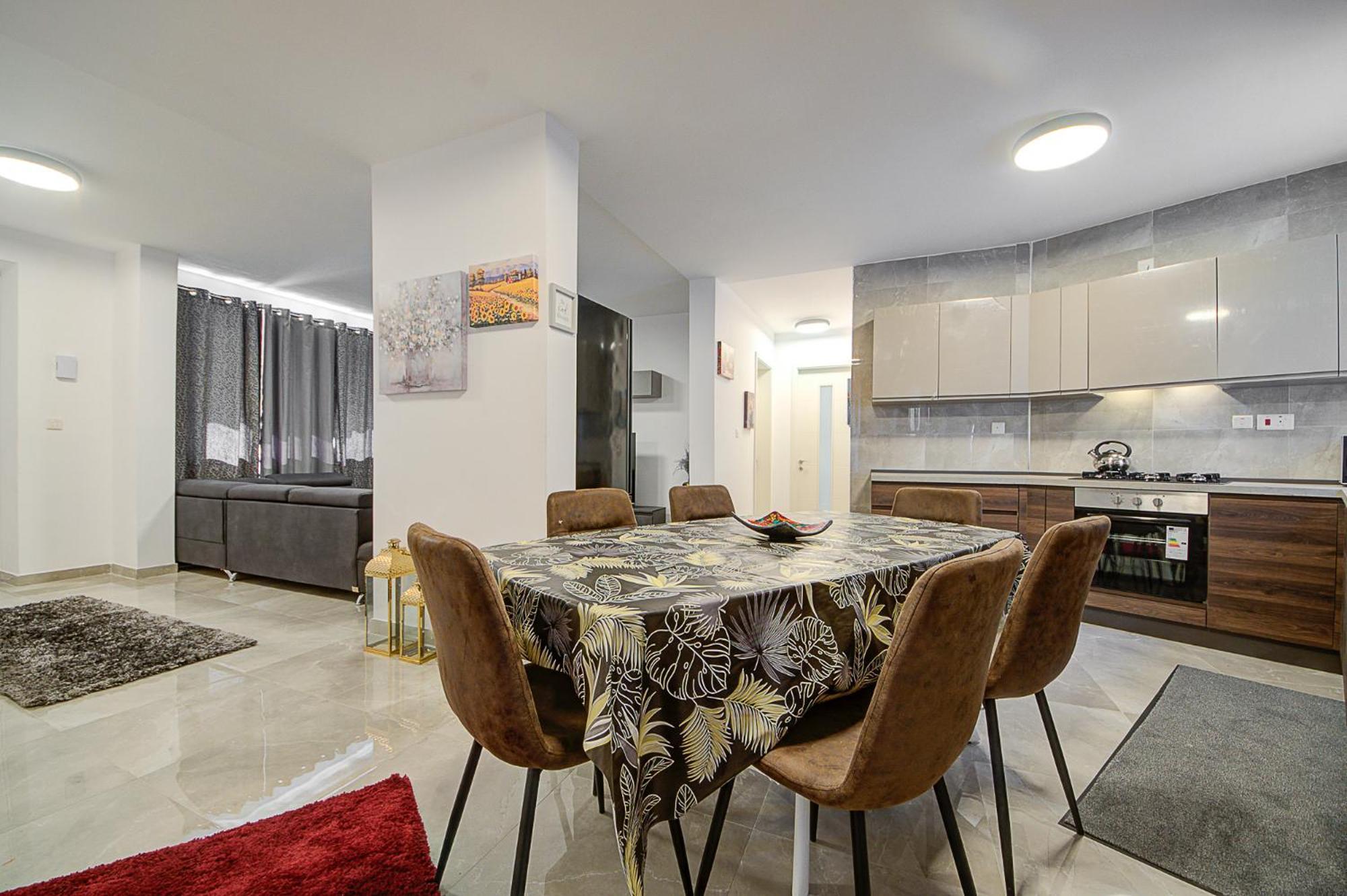 Cosy 3br With Backyard In Of By 360 Estates Gzira