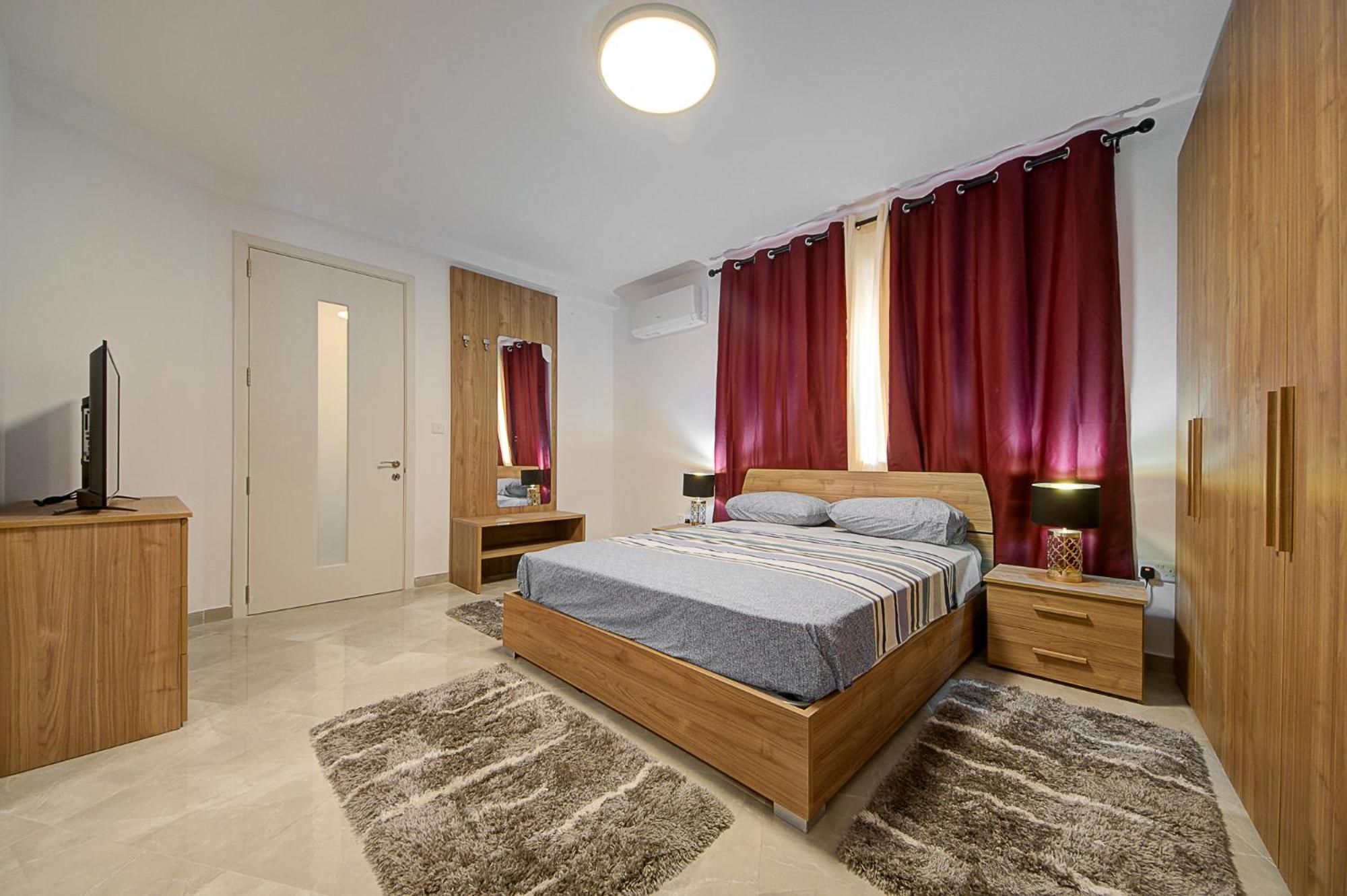 Cosy 3br With Backyard In Of By 360 Estates *