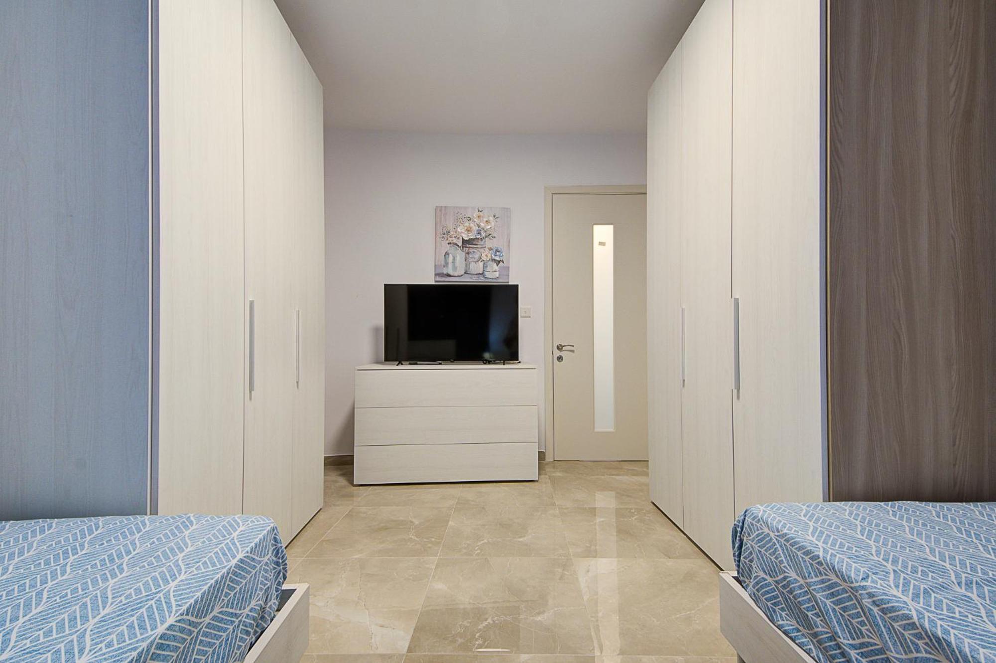 Cosy 3br With Backyard In Of By 360 Estates Apartment *